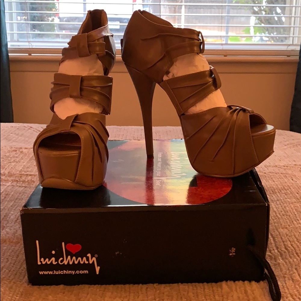 Luichiny Sz 10 Berry Darling Stiletto Heels
